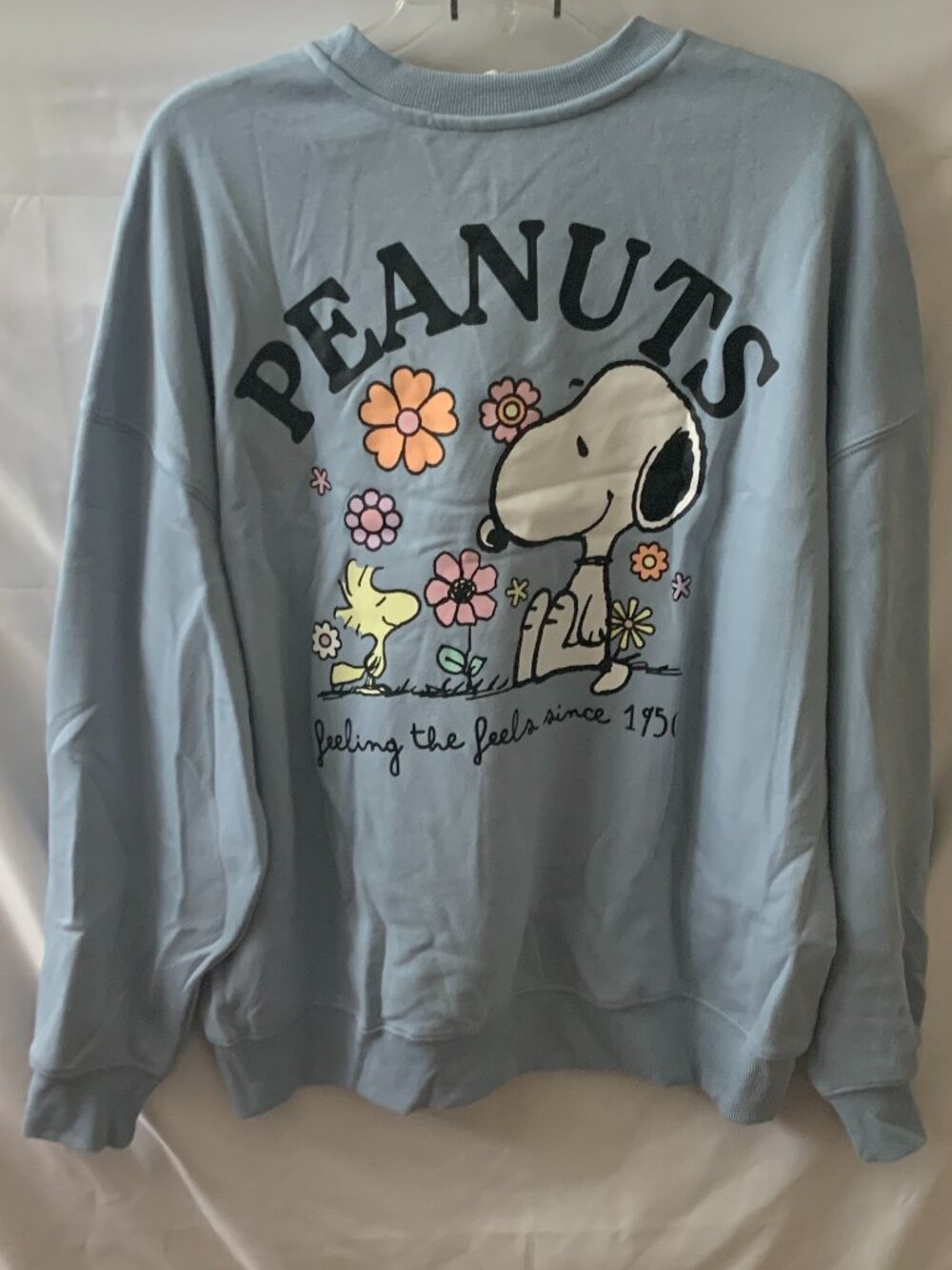 PEANUTS Snoopy Floral Crew Neck Sweater in Blue Sz MEDIUM - Picture 3 of 4